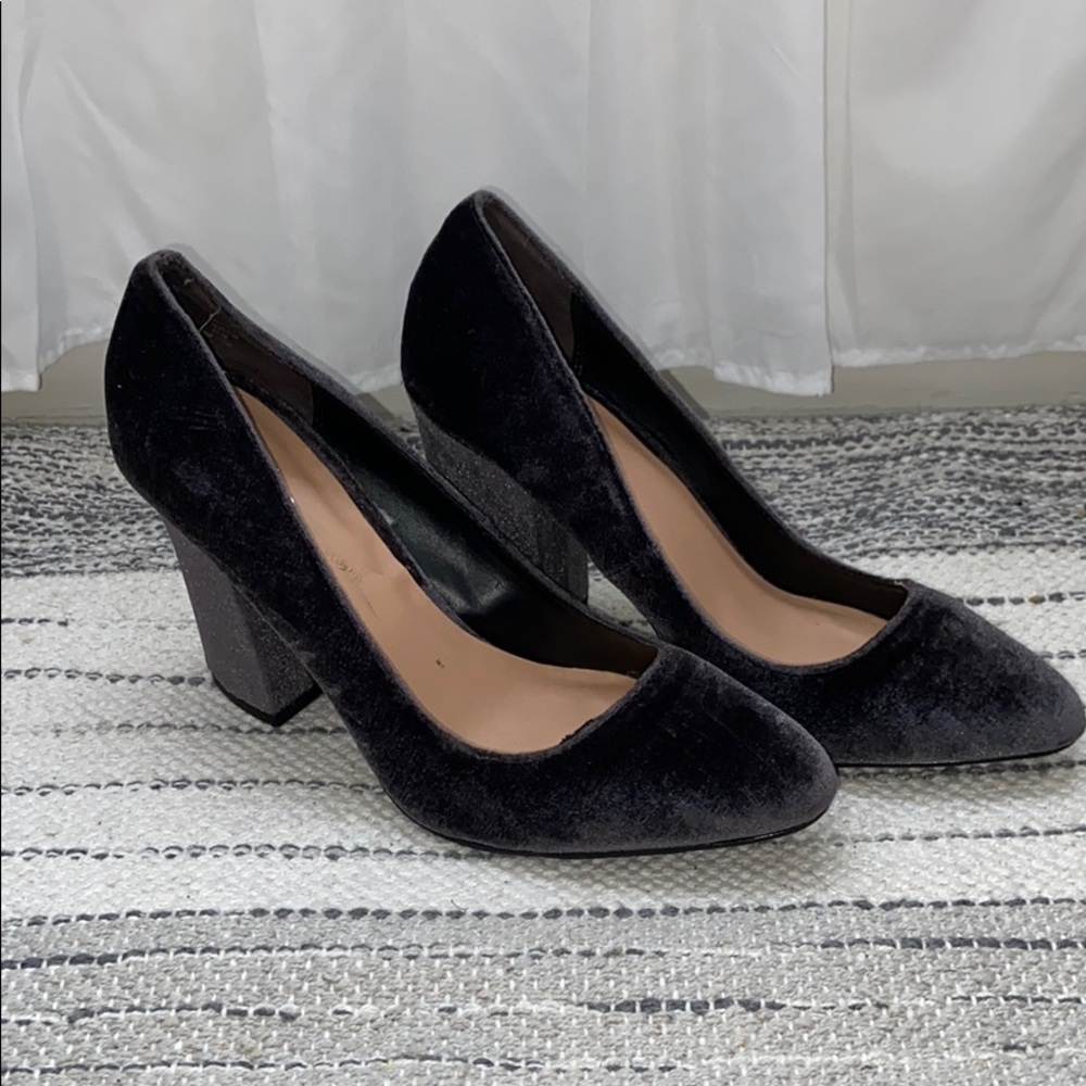 Grey velvet heels